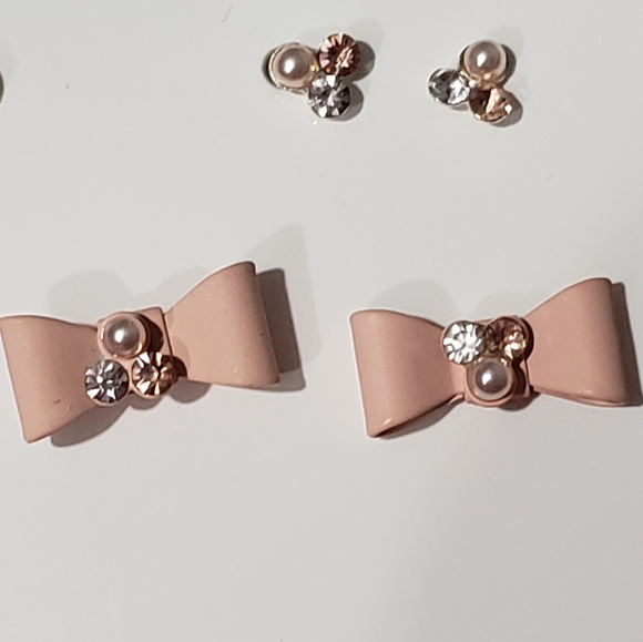 🎀Darling Blush Earrings - Picture 2 of 5